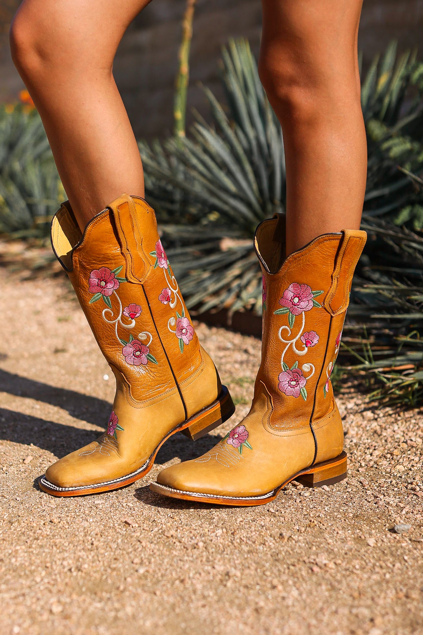 The Camelia Boot